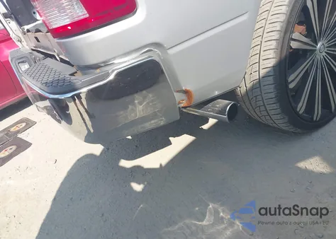 2010 Dodge Ram 1500 Slt/Sport/Trx z USA, uszkodzony, nr VIN 1D7RB1GP4AS104870